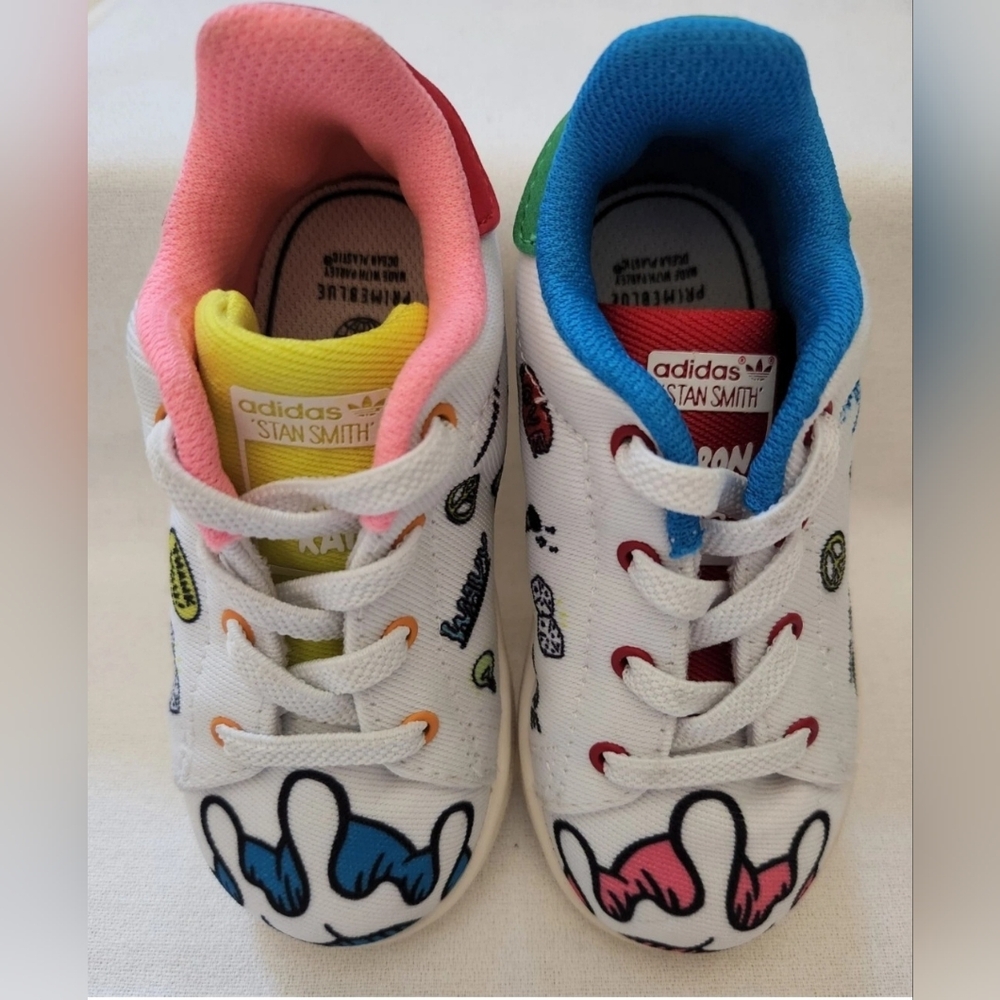 ADIDAS STAN SMITH PRIMEBLUE SHOES. Kids Size 6K. New!  Aaron Kai